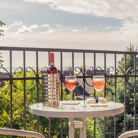 Kamilla * Balatonkenese