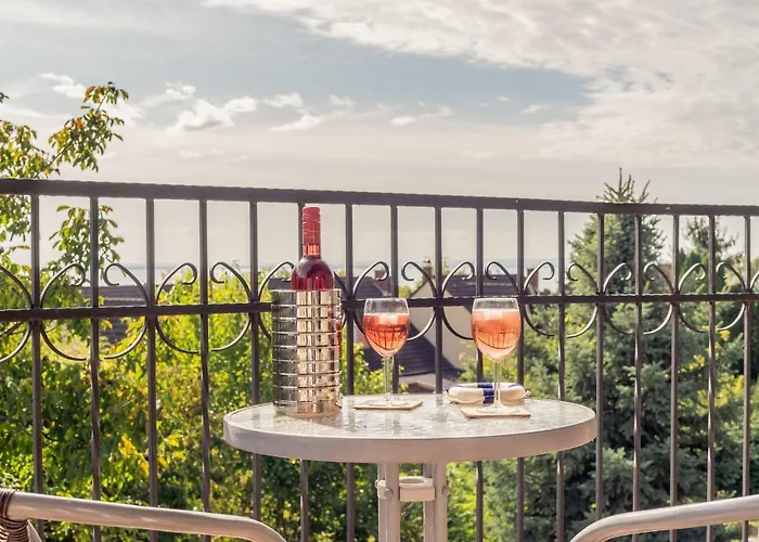 Kamilla * Balatonkenese